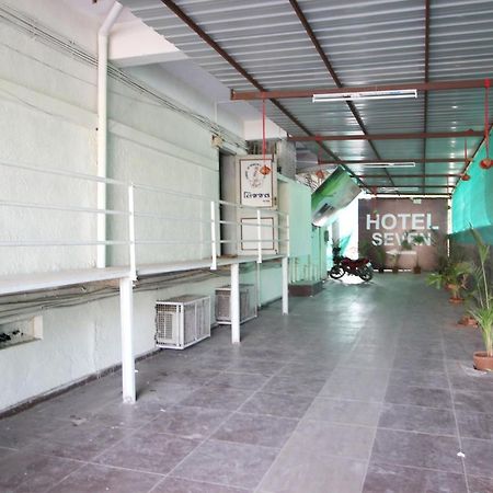 Hotel Seven Ahmedabad Exterior foto