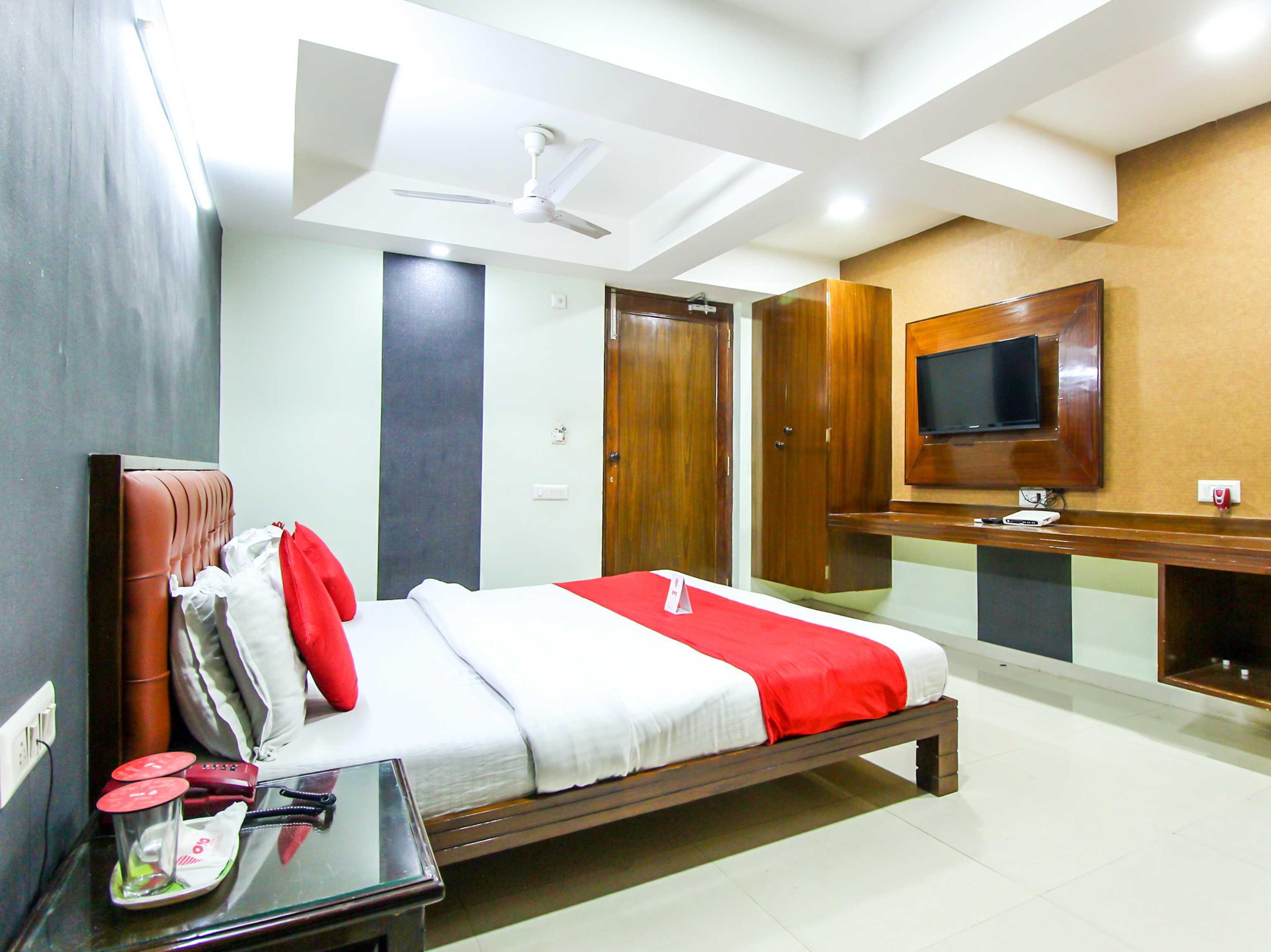 Hotel Seven Ahmedabad Exterior foto